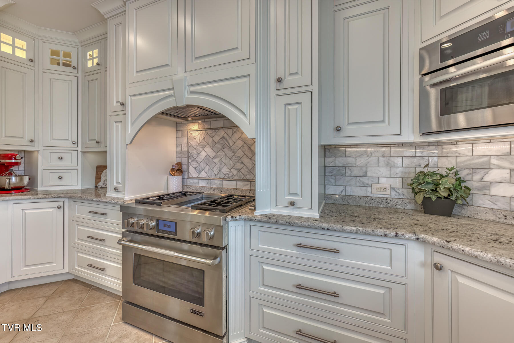 151 Laurel Ridge Drive Jonesborough, TN 37659 - Photo 33 of 106 151 Laurel Ridge Dr-34