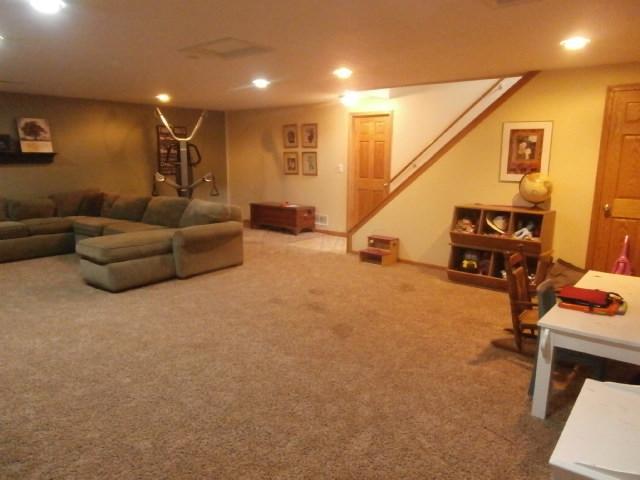 9019 Hazel Dell Road Howard, OH 43028 - Photo 7 of 28 Gallery Image 7