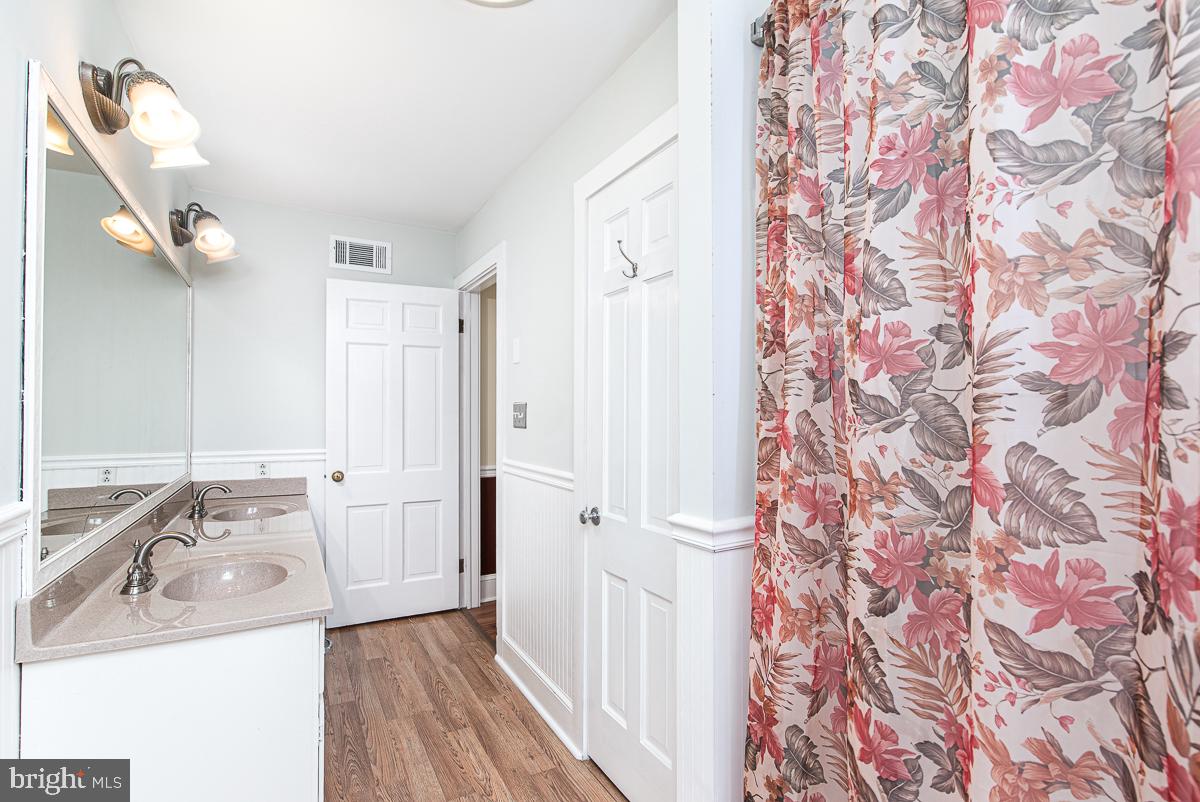 7792 Cooper Point Road Bozman, MD 21612 - Photo 19 of 29 Gallery Image 19