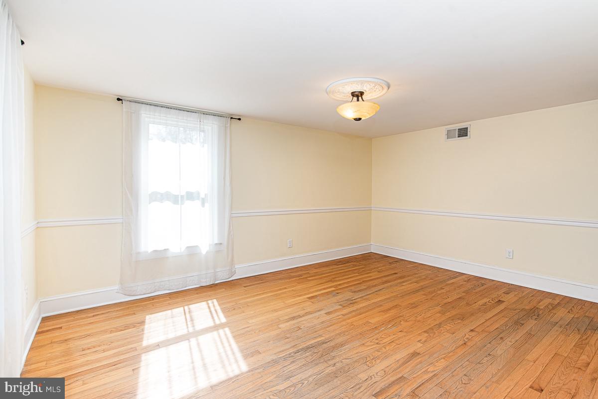 7792 Cooper Point Road Bozman, MD 21612 - Photo 9 of 29 Gallery Image 9