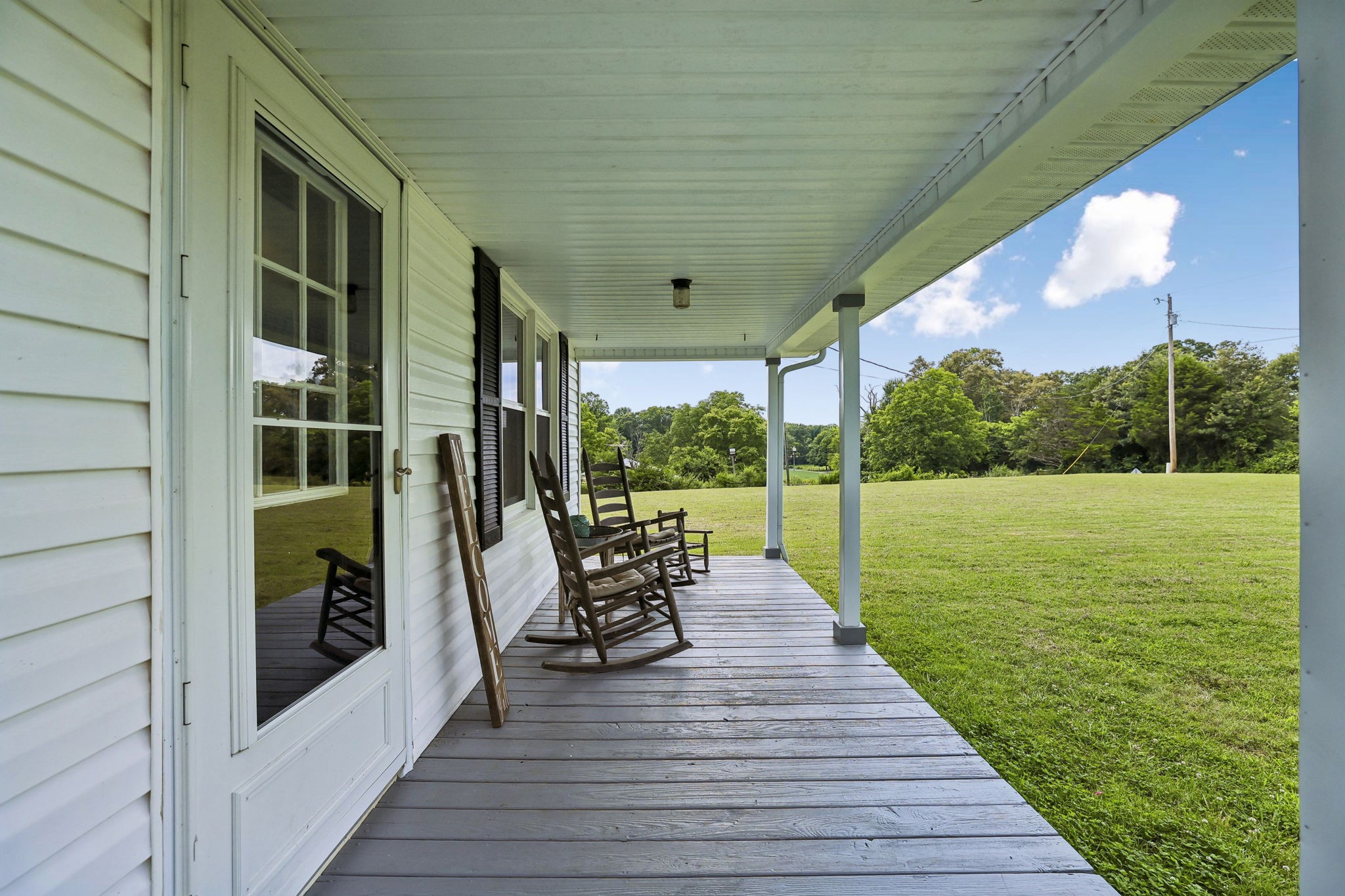 2420 Hawkersmith Road Manchester, TN 37355 - Photo 3 of 25