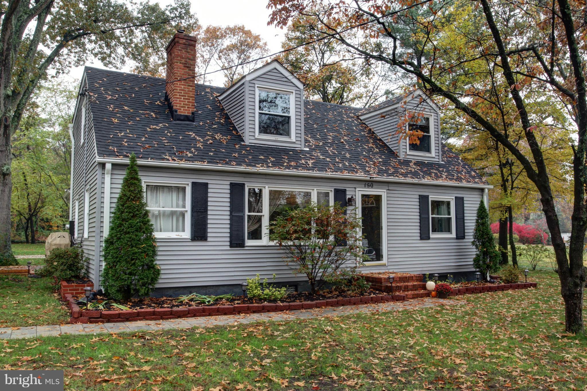 150 Inverness Road Severna Park, MD 21146 - Photo 1 of 30 COZY HOME