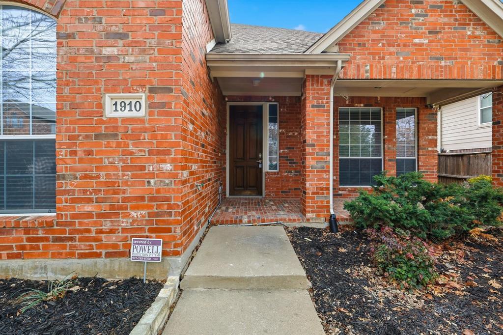 1910 Wickersham Lane Corinth, TX 76210 - Photo 2 of 40