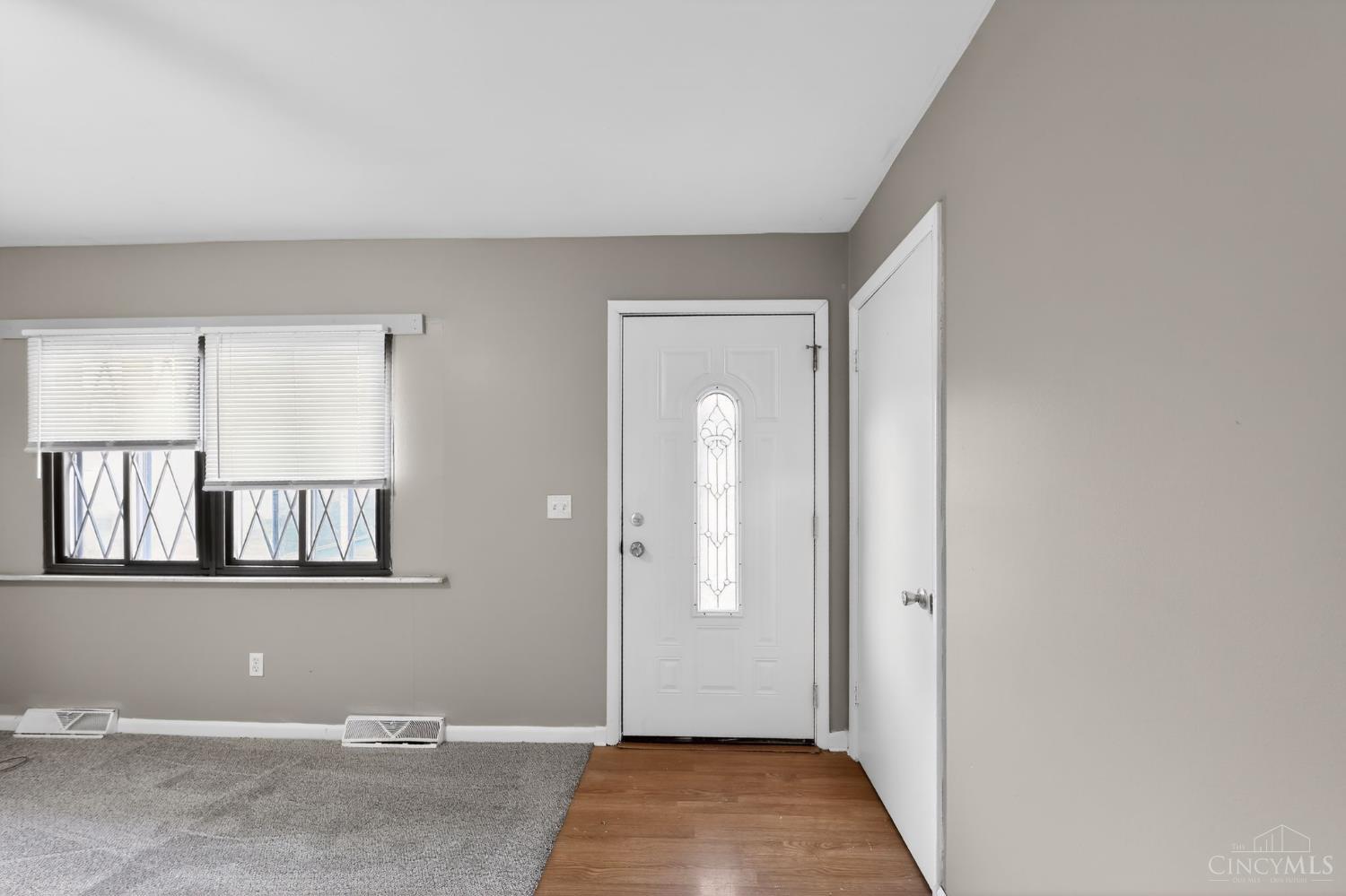 3910 Delhi Road Cincinnati, OH 45204 - Photo 6 of 38