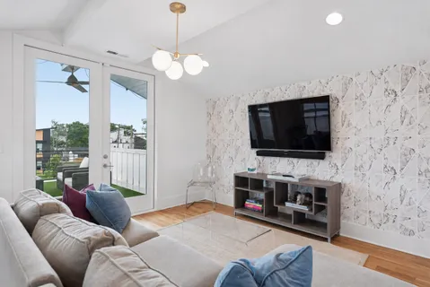 $1,120,000 | 809 45th Avenue North, Nashville, TN 37209