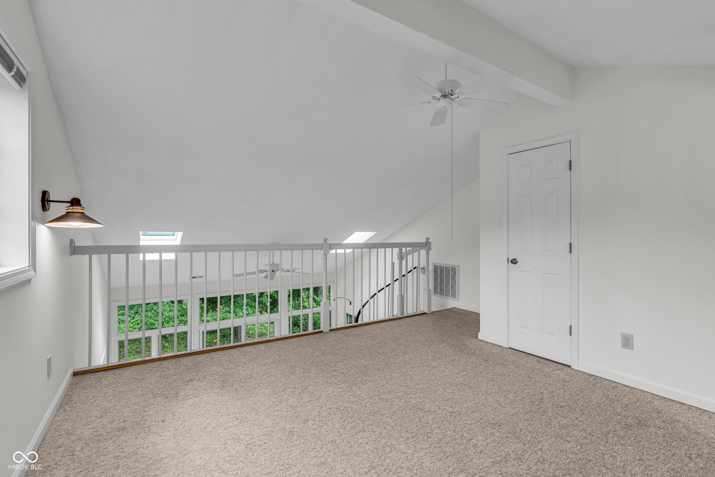 5228 Greenwillow Road Indianapolis, IN 46226 - Photo 27 of 45