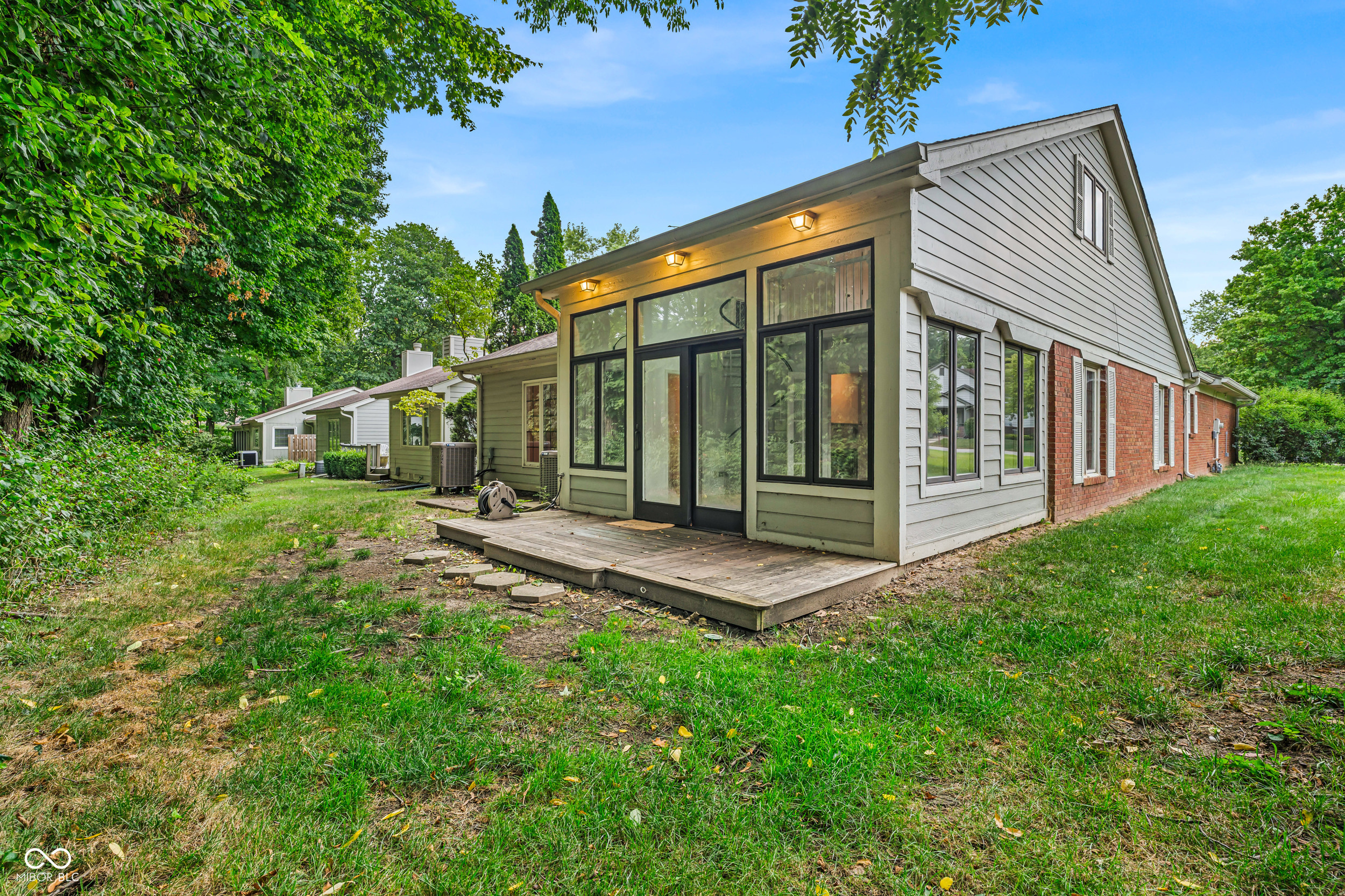 5228 Greenwillow Road Indianapolis, IN 46226 - Photo 33 of 45