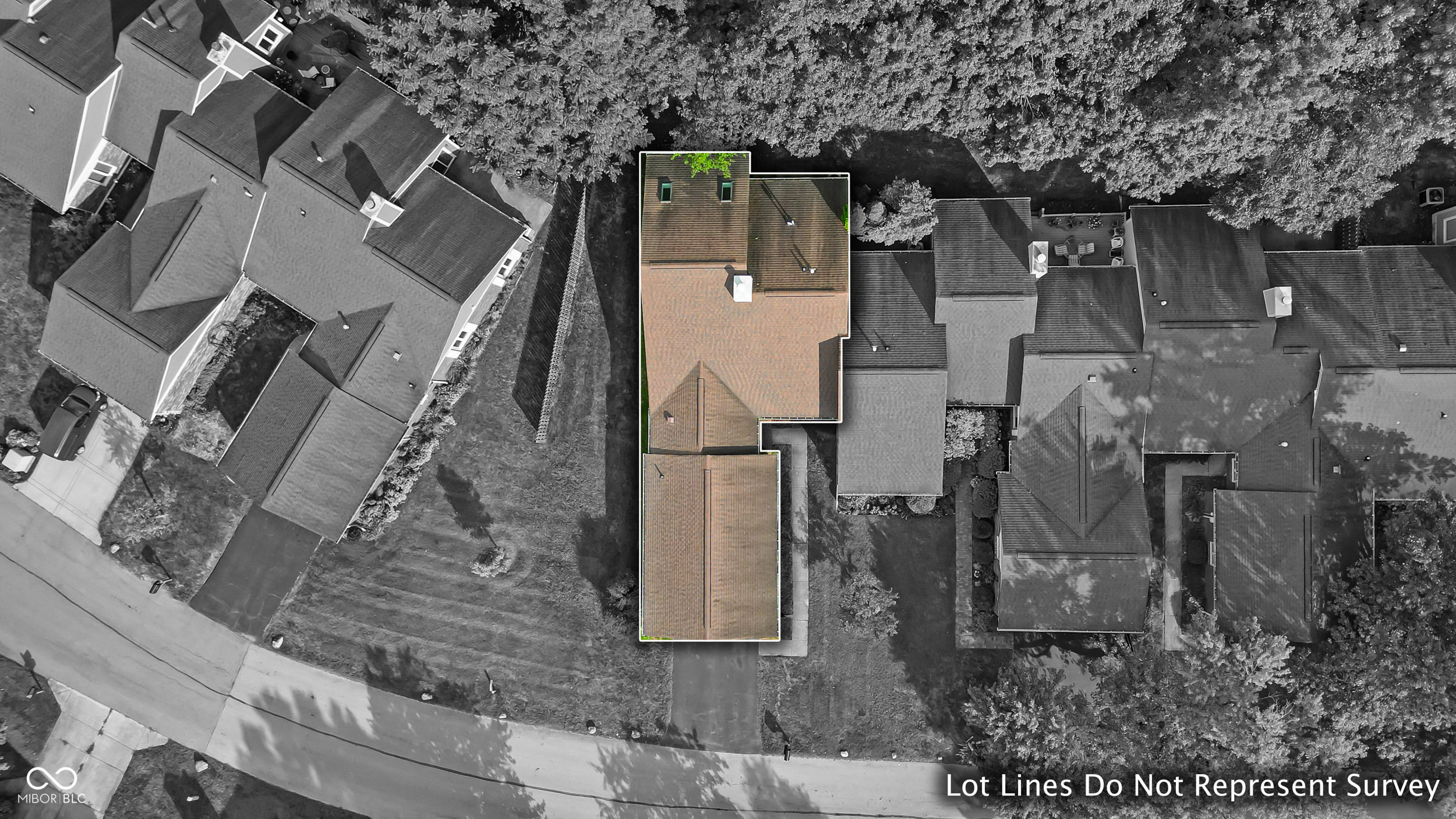 5228 Greenwillow Road Indianapolis, IN 46226 - Photo 36 of 45