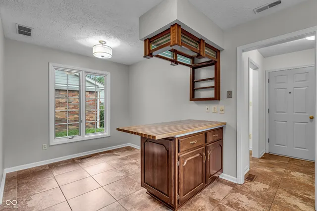 $255,000 | 5228 Greenwillow Road, Indianapolis, IN 46226