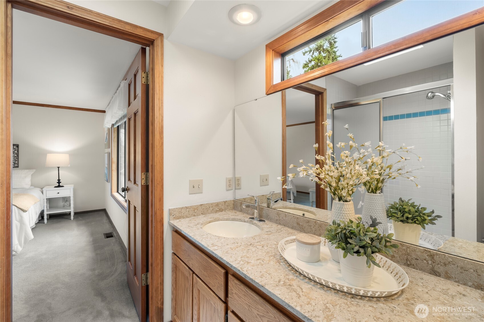 18726 92nd Avenue West Edmonds, WA 98020 - Photo 18 of 38