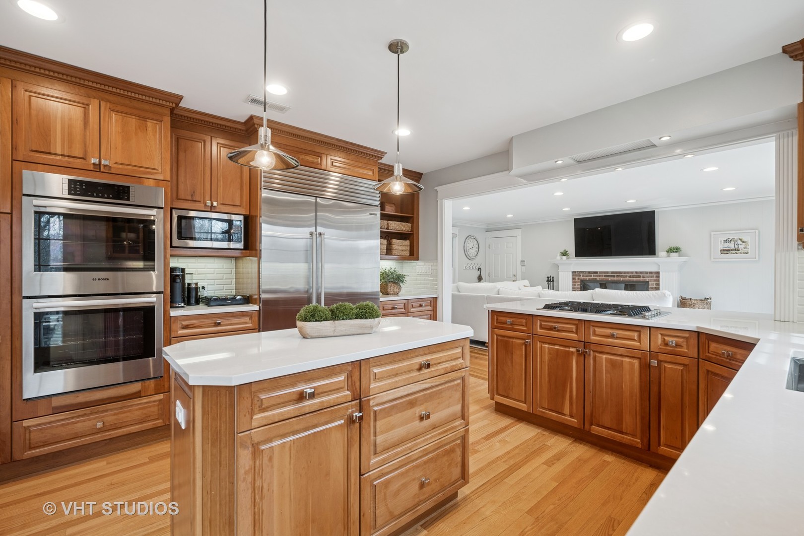 575 Wicklow Road Deerfield, IL 60015 - Photo 6 of 27 Gallery Image 6
