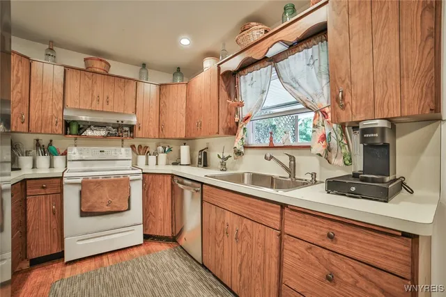 $214,900 | 417 Robinson Street, North Tonawanda, NY 14120