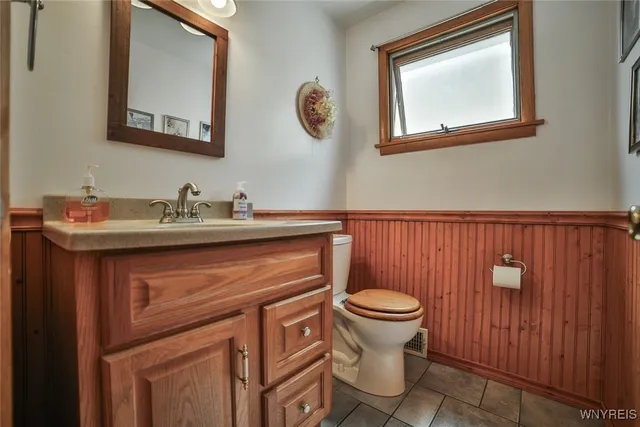 $214,900 | 417 Robinson Street, North Tonawanda, NY 14120