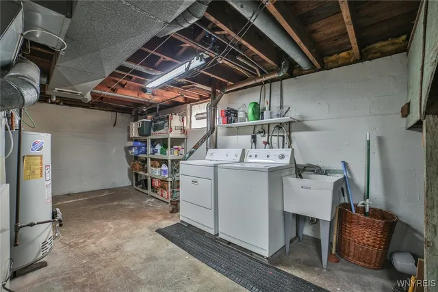 $214,900 | 417 Robinson Street, North Tonawanda, NY 14120