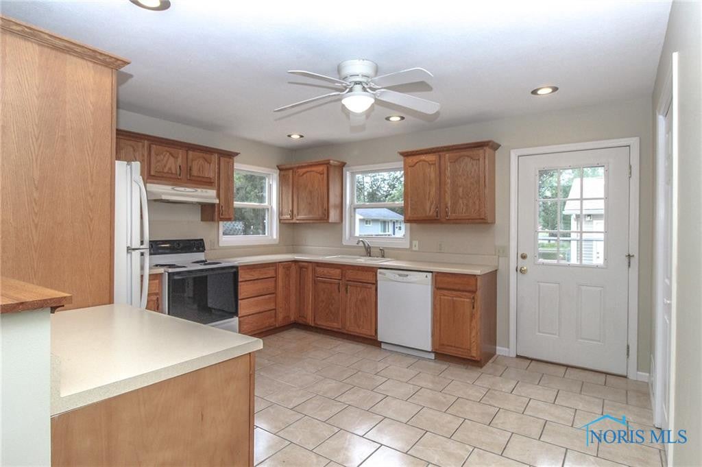2003 Woodbridge Road Toledo, OH 43615 - Photo 11 of 31 Gallery Image 11