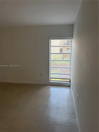 $2,000 | 4845 Northwest 7th Street, Unit 3075, Miami, FL 33126