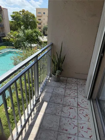 $2,000 | 4845 Northwest 7th Street, Unit 3075, Miami, FL 33126