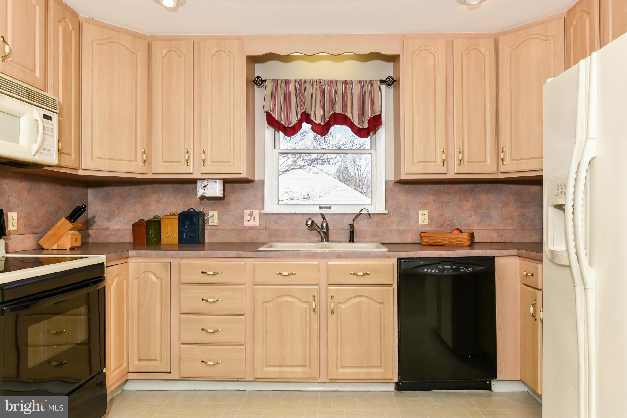 2392 Appleton Road Elkton, MD 21921 - Photo 13 of 26 Kitchen