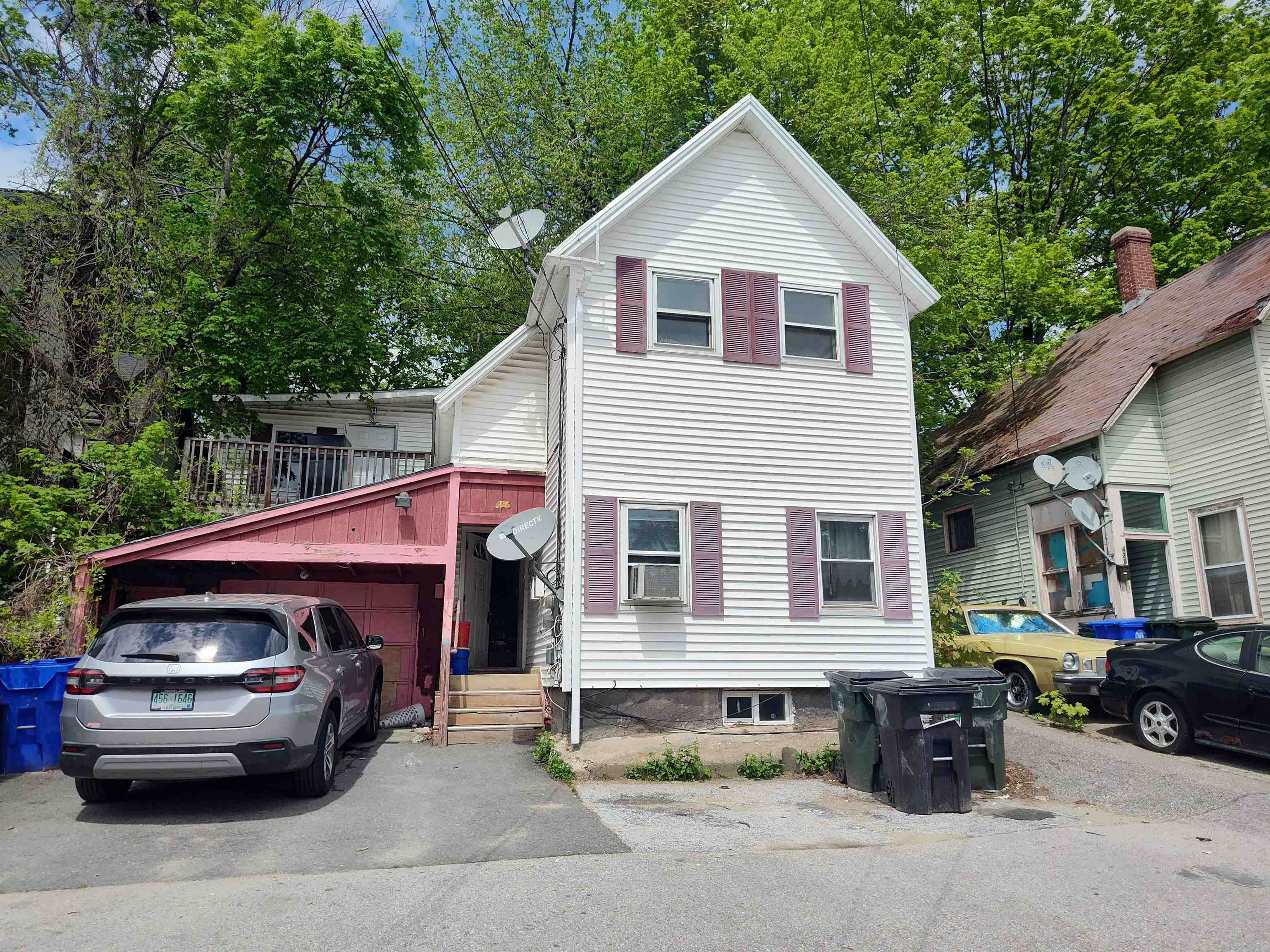 426 Manchester Street Manchester, NH 03103 - Photo 1 of 14