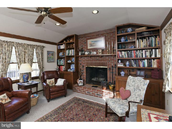 31 Fieldston Road Princeton Junction, NJ 08550 - Photo 14 of 25 Family Room