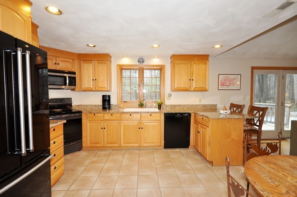 69 Lancaster County Road Harvard, MA 01451 - Photo 8 of 30 Gallery Image 8