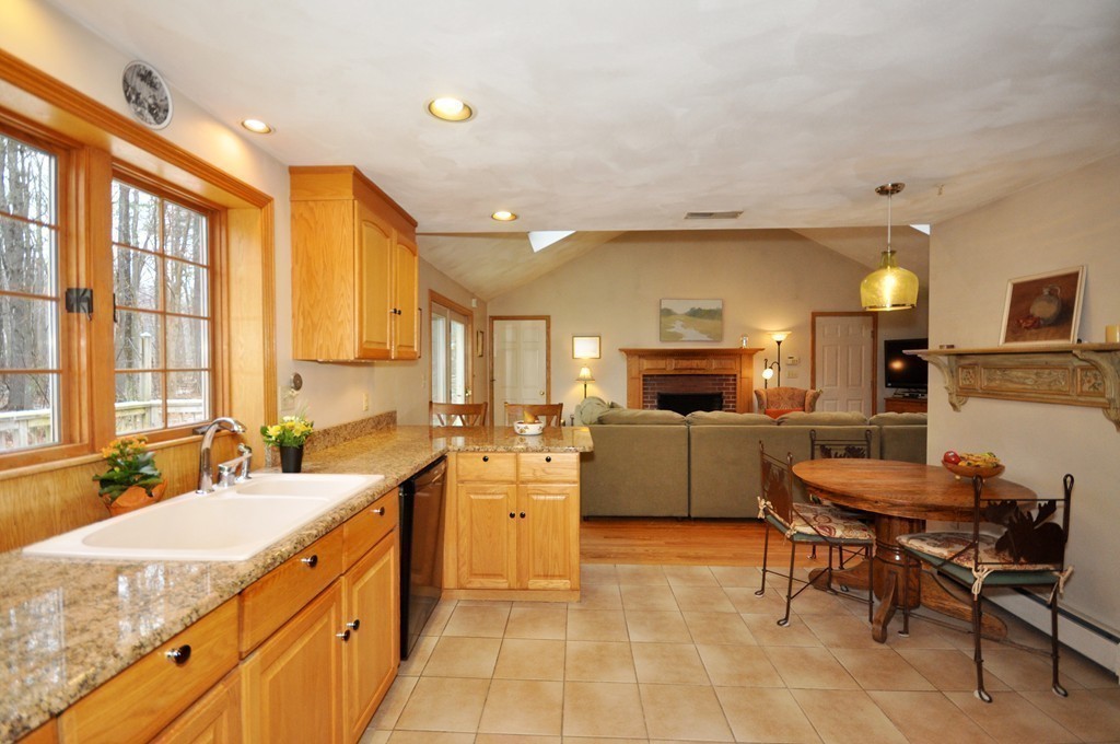 69 Lancaster County Road Harvard, MA 01451 - Photo 9 of 30 Gallery Image 9