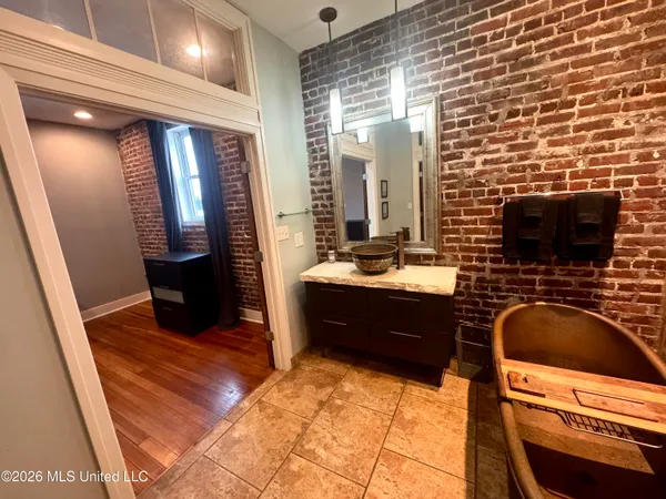 $195,000 | 228 Yazoo Avenue, Unit A, Clarksdale, MS 38614