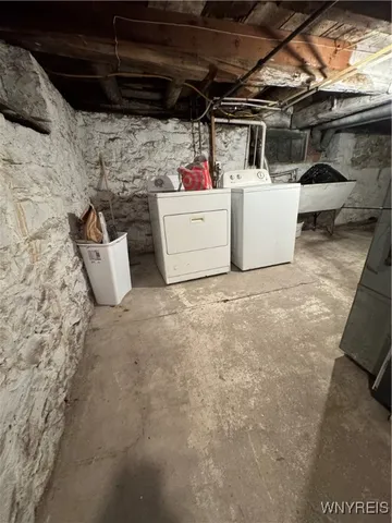 $1,400 | 549 Indian Church Road, Unit 1, West Seneca, NY 14224