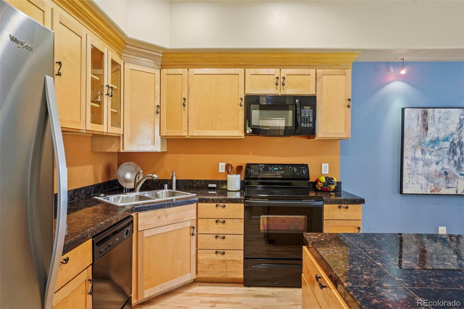 180 Cook Street, Unit 103 Denver, CO 80206 - Photo 9 of 27