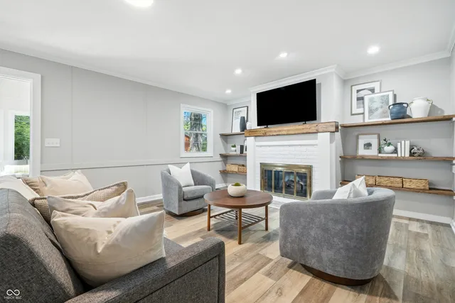 $499,900 | 728 East Main Street, Carmel, IN 46032