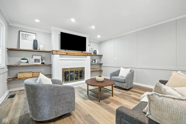 $499,900 | 728 East Main Street, Carmel, IN 46032