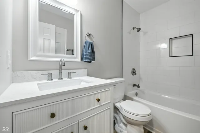 $499,900 | 728 East Main Street, Carmel, IN 46032