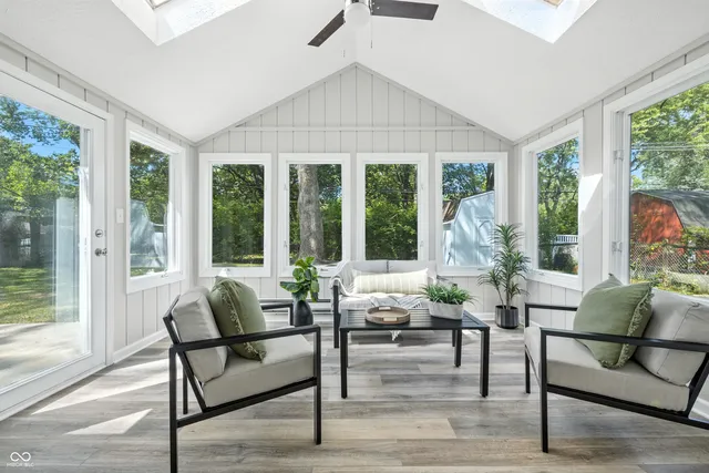 $499,900 | 728 East Main Street, Carmel, IN 46032