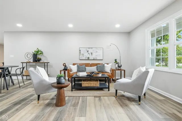 $499,900 | 728 East Main Street, Carmel, IN 46032