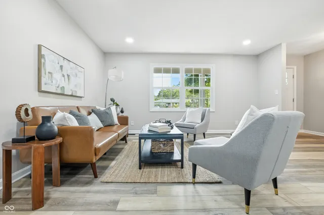 $499,900 | 728 East Main Street, Carmel, IN 46032