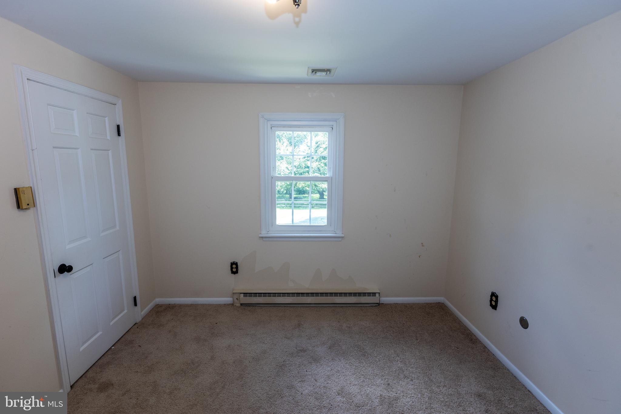 1929 Hillendale Road Chadds Ford, PA 19317 - Photo 40 of 56 a room that has a window in it