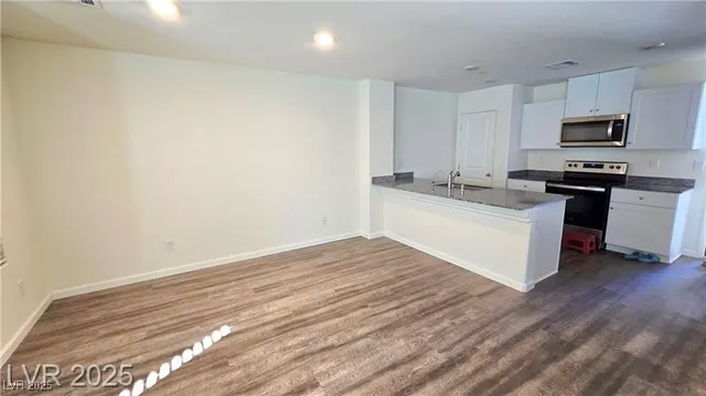 $1,750 | 9131 Hitmaker Street, Las Vegas, NV 89113