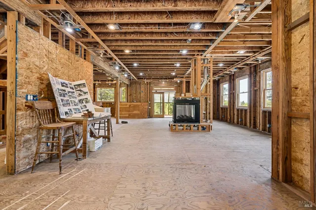 $1,200,000 | 10800 Falstaff Road, Sebastopol, CA 95472