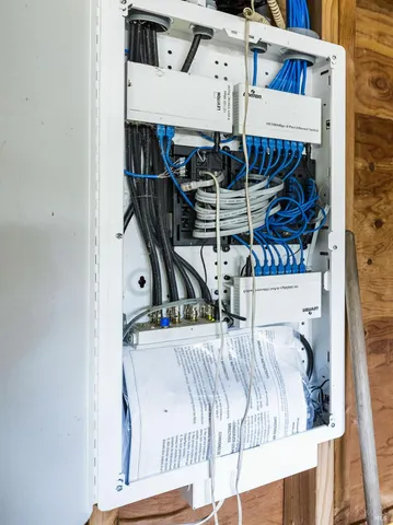 $1,200,000 | 10800 Falstaff Road, Sebastopol, CA 95472