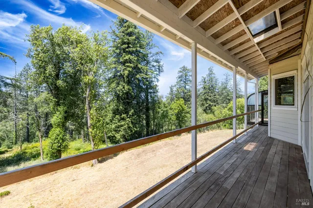 $1,200,000 | 10800 Falstaff Road, Sebastopol, CA 95472