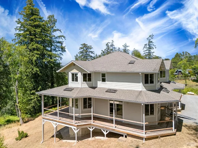 $1,200,000 | 10800 Falstaff Road, Sebastopol, CA 95472