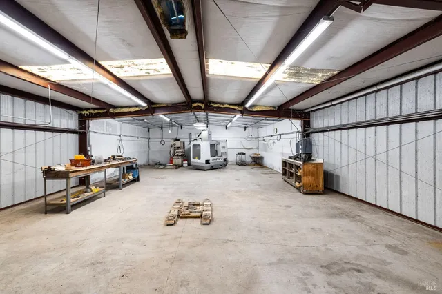 $1,200,000 | 10800 Falstaff Road, Sebastopol, CA 95472