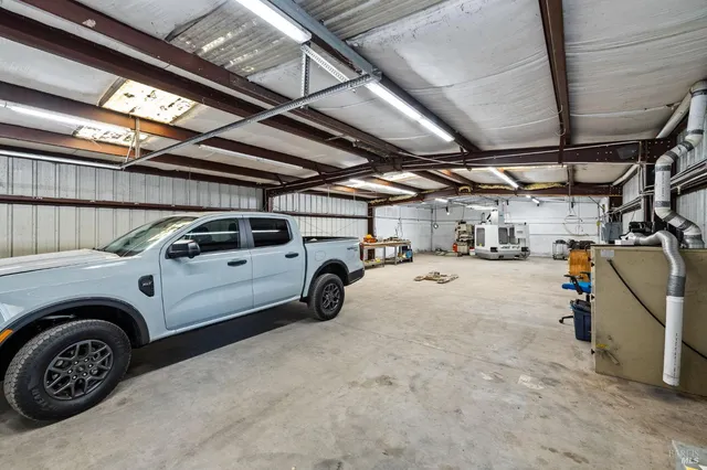 $1,200,000 | 10800 Falstaff Road, Sebastopol, CA 95472