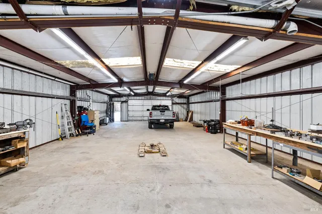 $1,200,000 | 10800 Falstaff Road, Sebastopol, CA 95472