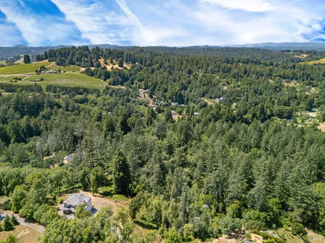 $1,200,000 | 10800 Falstaff Road, Sebastopol, CA 95472