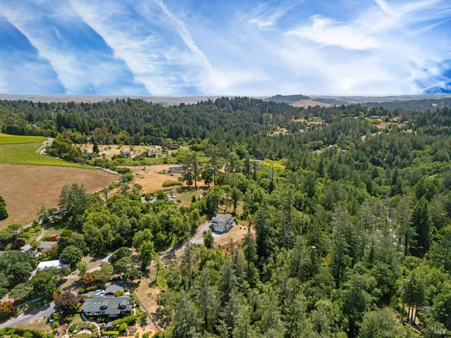 $1,200,000 | 10800 Falstaff Road, Sebastopol, CA 95472