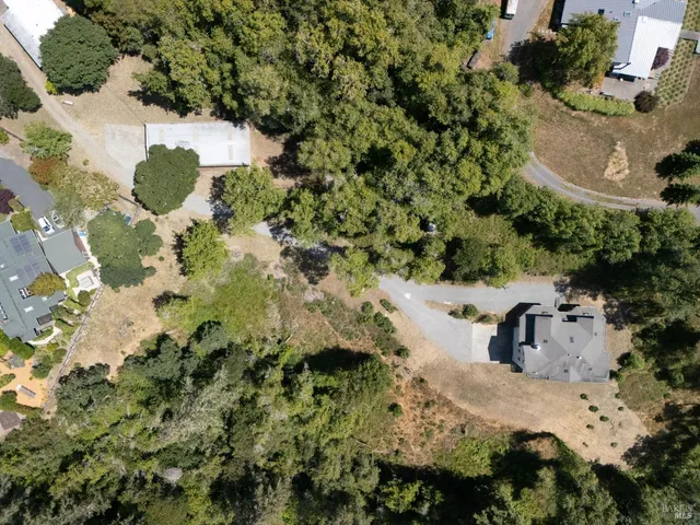 $1,200,000 | 10800 Falstaff Road, Sebastopol, CA 95472
