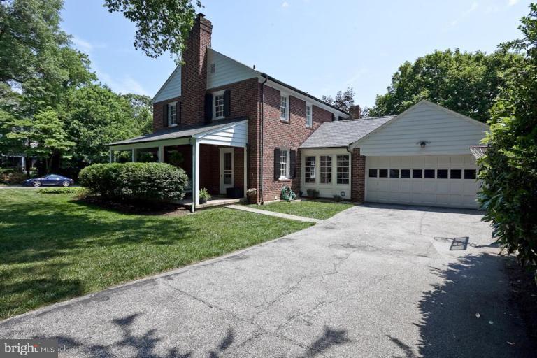 117 Castlewood Road Baltimore, MD 21210 - Photo 8 of 15 Garage 1