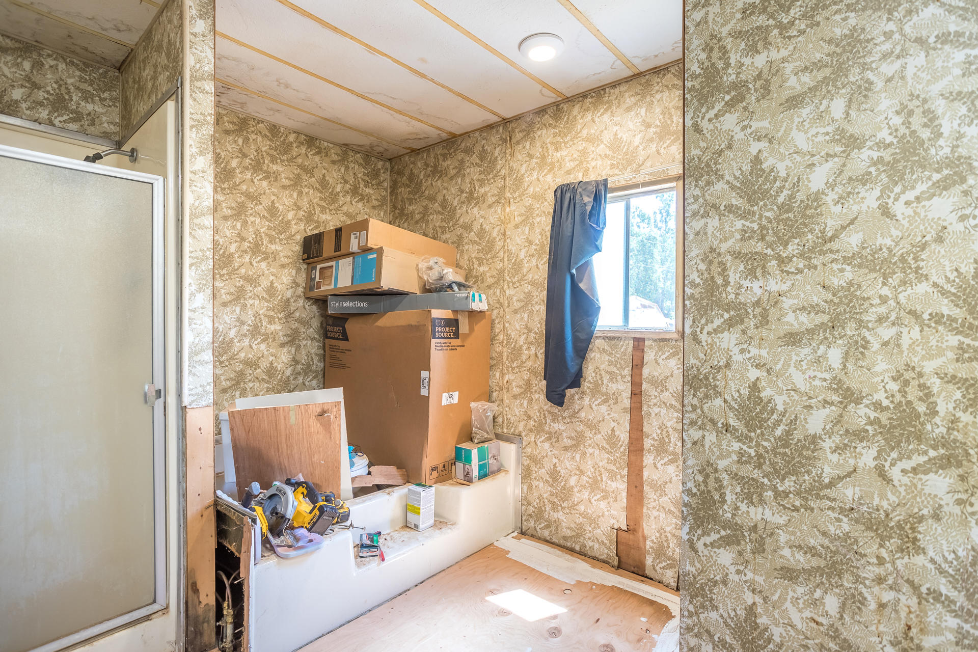 19541 Spring Gulch Road Anderson, CA 96007 - Photo 10 of 20 37 master bath