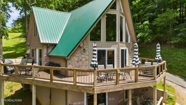 $875,000 | 824 Deerfield Way, La Follette, TN 37766